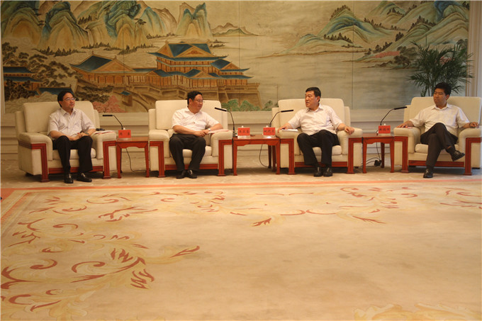 乐竞体育（中国）官方网站集团和淮安市政府签订战略合作协议