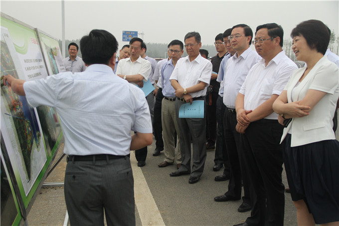 乐竞体育（中国）官方网站集团和淮安市政府签订战略合作协议