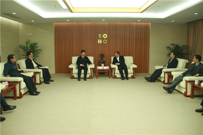 淮安市长曲福田、市政协主席王维凯到乐竞体育(中国)官方网站集团考察调研