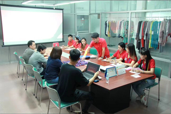 1660640132775740.jpg 柬埔寨中方团队工作照_副本.jpg